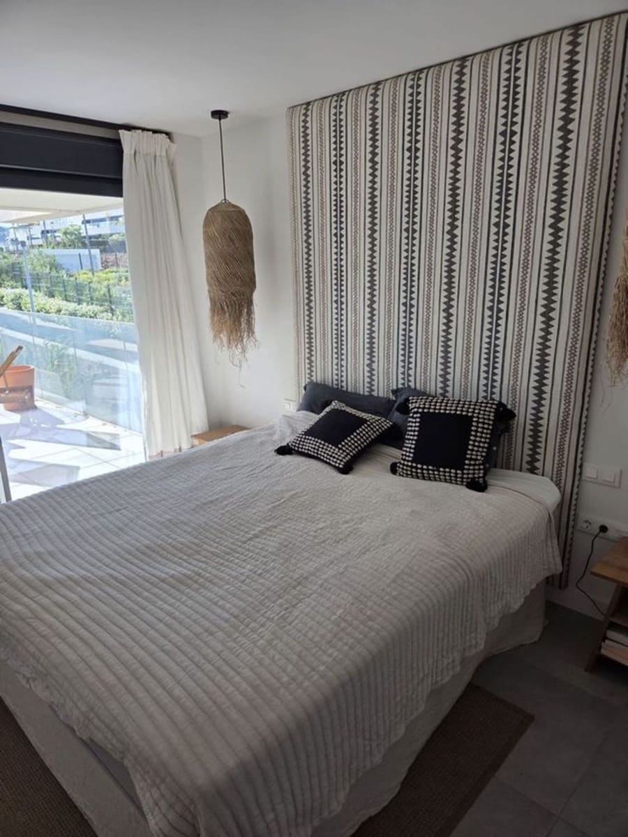 3 makuuhuone Huoneisto myytävänä paikassa New Golden Mile mukana uima-altaan 
autotalli - 615 000 € (Ref: 10153531)