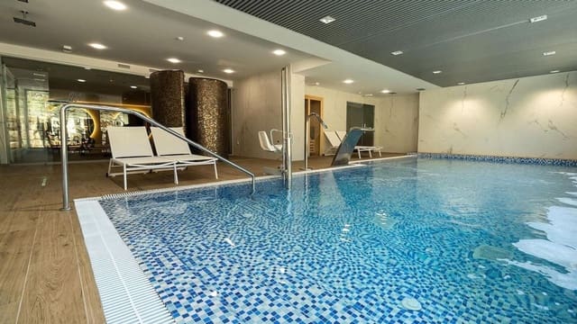 3 makuuhuone Huoneisto myytävänä paikassa Selwo, Estepona mukana uima-altaan 
autotalli - 615 000 € (Ref: 10153531)