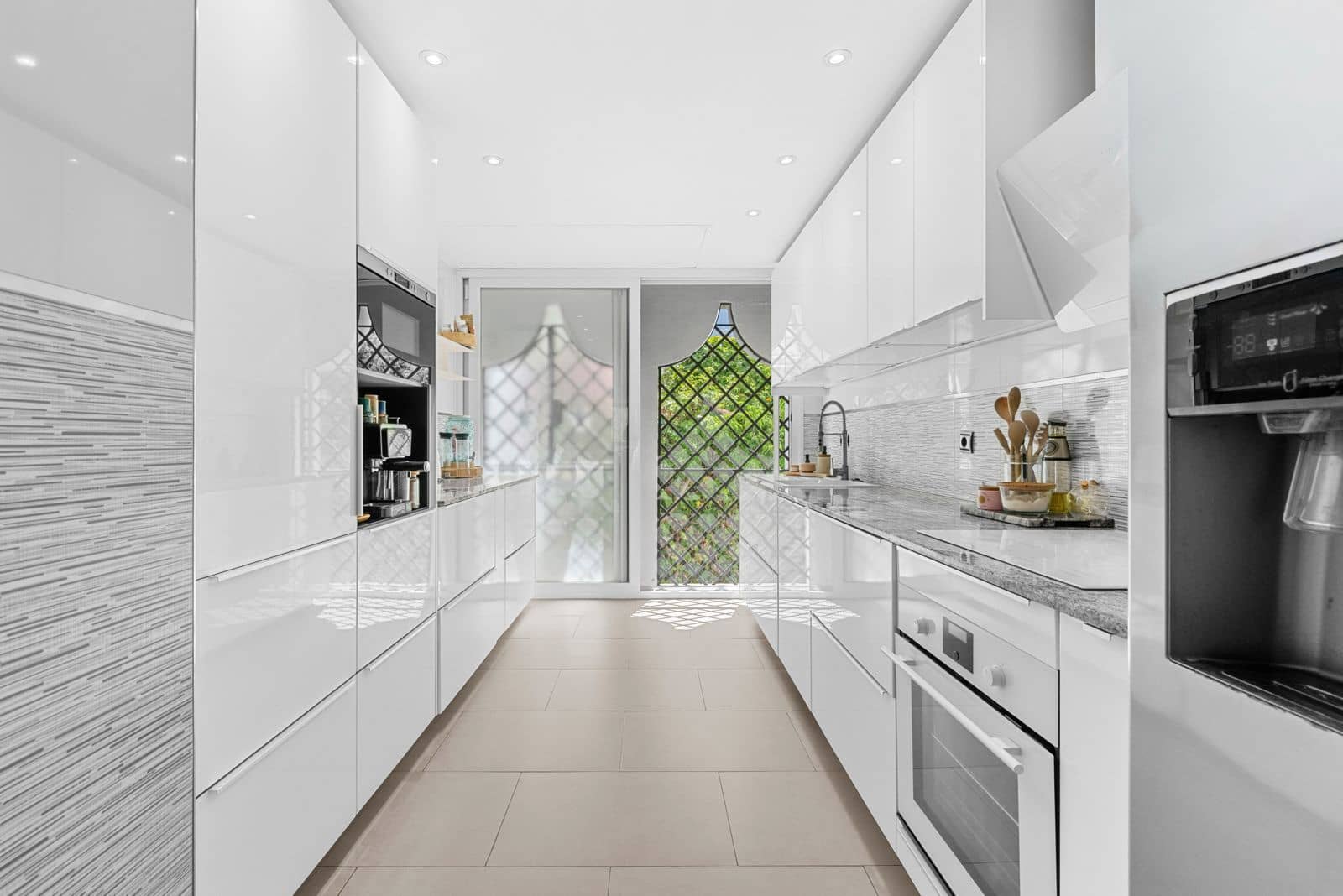 Ático de 3 habitaciones en Benahavís en venta con piscina - 850.000 € (Ref: 10153532)