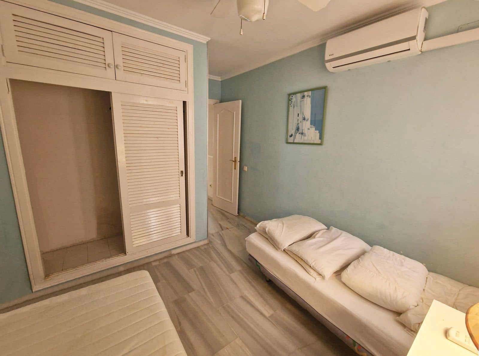2 bedroom Apartment for sale in Calahonda with pool - € 649,000 (Ref: 10153534)