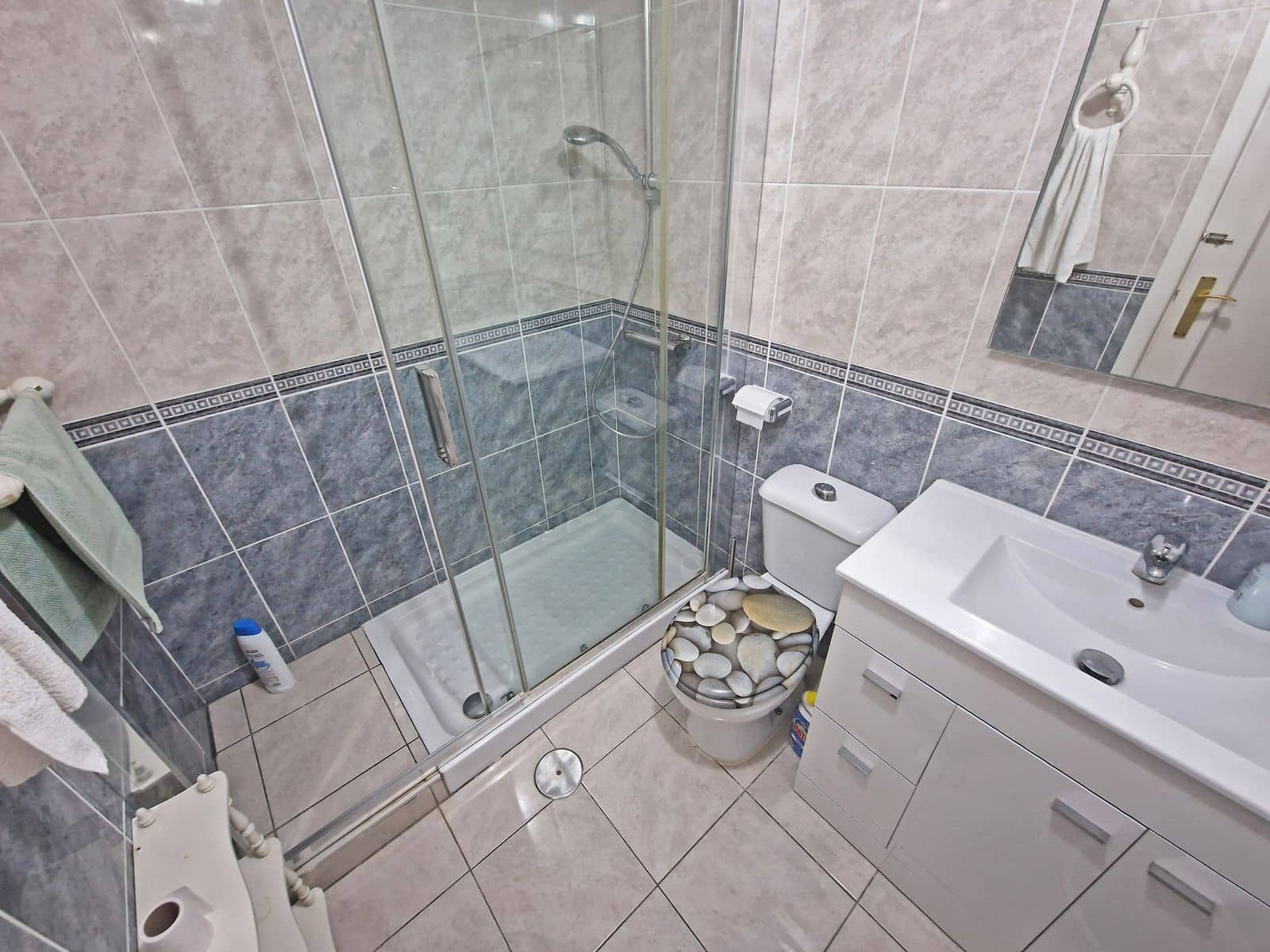 2 bedroom Apartment for sale in Calahonda with pool - € 649,000 (Ref: 10153534)