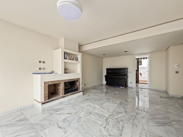3 sovrum Hus till salu i Cancelada, Estepona med pool - 640 000 € (Ref: 10153535)
