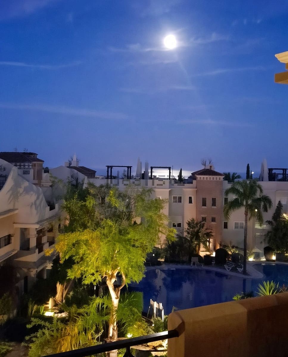 3 soveværelse Lejlighed til salg i Bel-Air med swimmingpool - € 405.000 (Ref: 10153540)