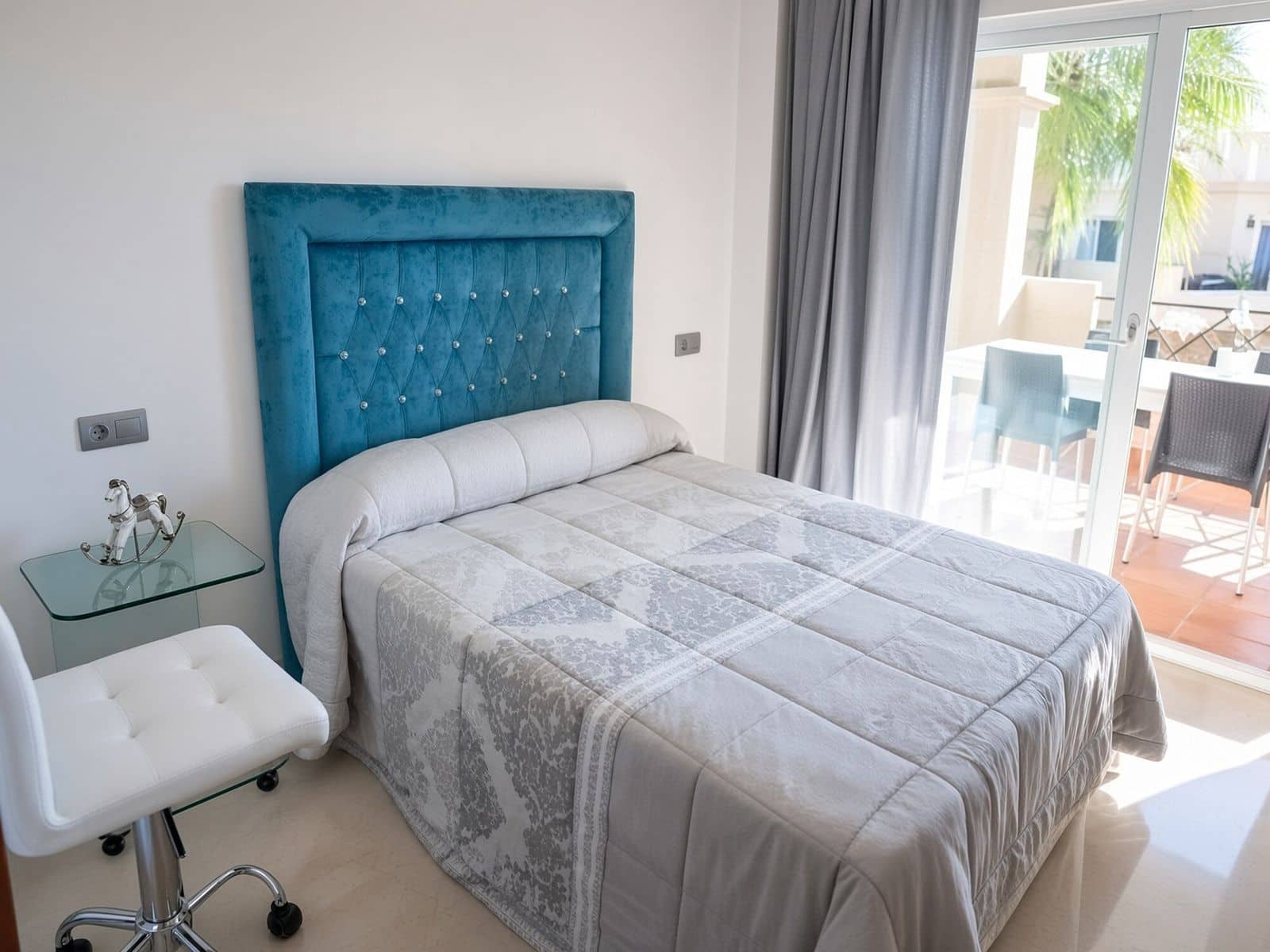 3 soveværelse Lejlighed til salg i Bel-Air med swimmingpool - € 405.000 (Ref: 10153540)