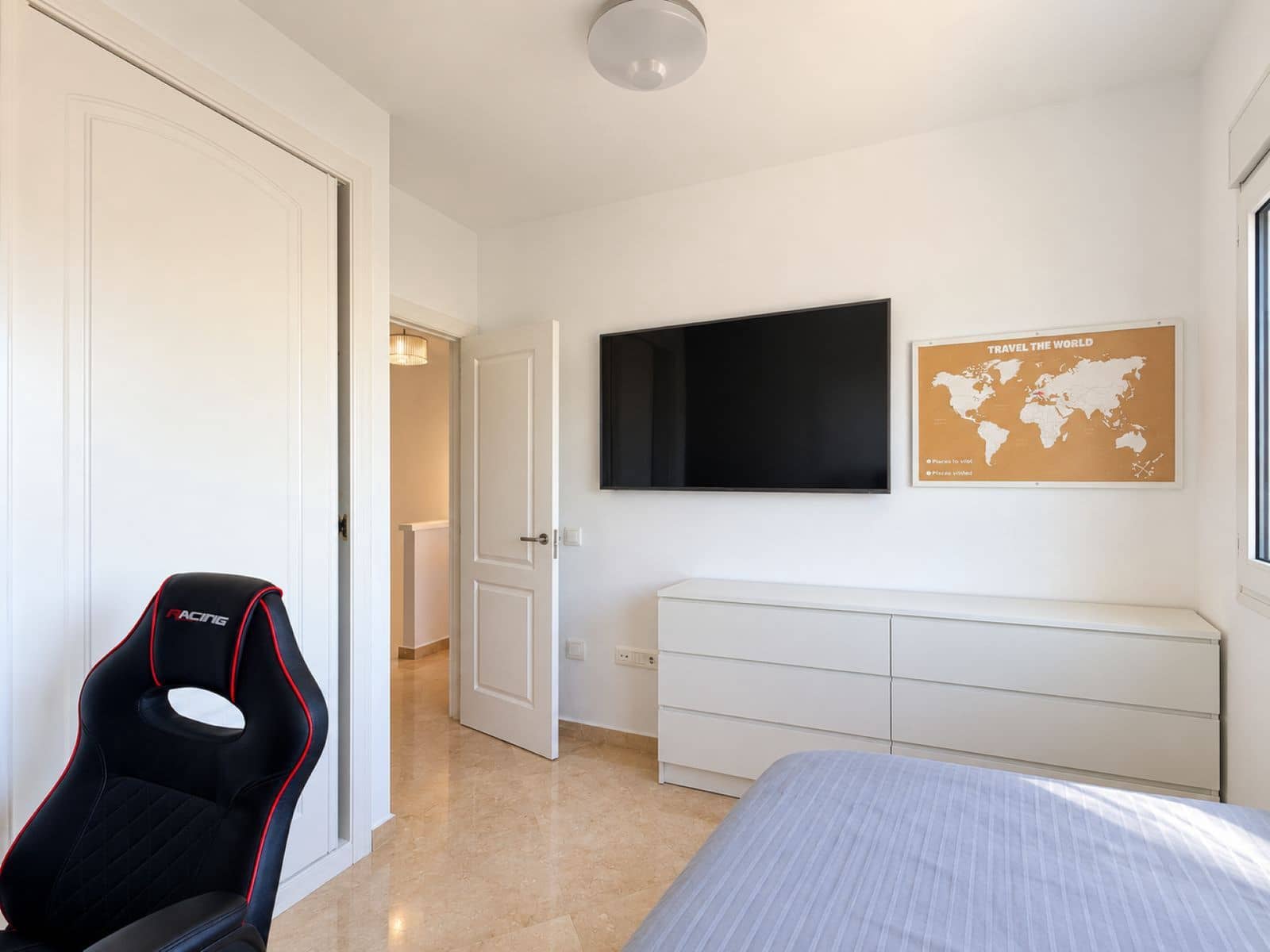 3 soverom Villa til salgs i La Duquesa / Puerto de la Duquesa med svømmebasseng garasje - € 349 000 (Ref: 10153541)