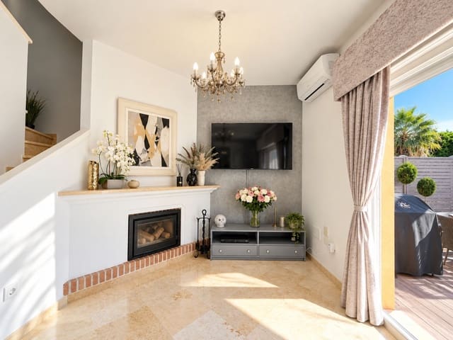 3 chambre Villa/Maison à vendre à La Duquesa / Puerto de la Duquesa, Manilva avec piscine garage - 349 000 € (Ref: 10153541)