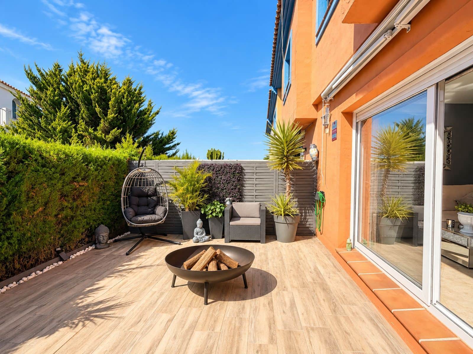 3 soverom Villa til salgs i La Duquesa / Puerto de la Duquesa med svømmebasseng garasje - € 349 000 (Ref: 10153541)