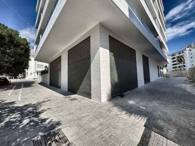 Kommersiell till salu i Nueva Andalucia, Marbella - 995 000 € (Ref: 10153542)