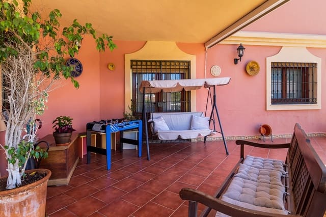 4 soverom Villa til salgs i Torremolinos med svømmebasseng garasje - € 1 900 000 (Ref: 10153548)
