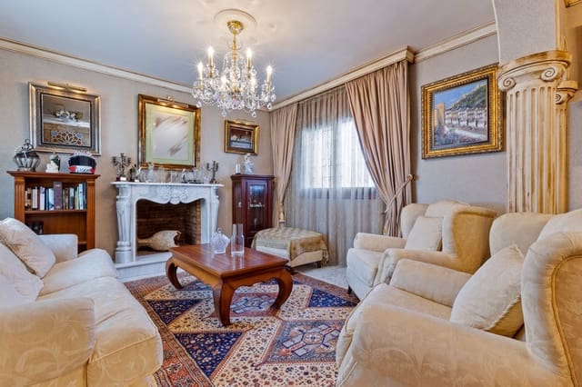 4 soverom Villa til salgs i Torremolinos med svømmebasseng garasje - € 1 900 000 (Ref: 10153548)