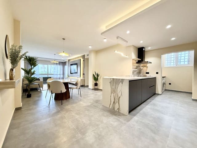 1 soveværelse Lejlighed til salg i Puerto Banus, Marbella med swimmingpool garage - € 745.000 (Ref: 10153549)