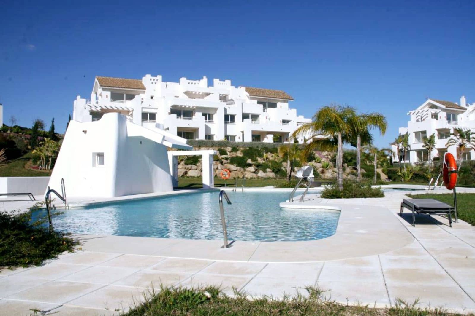 2 bedroom Apartment for sale in Casares with pool garage - € 370,000 (Ref: 10153554)