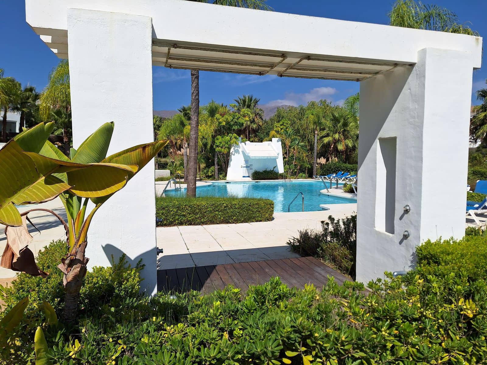 2 bedroom Apartment for sale in Casares with pool garage - € 370,000 (Ref: 10153554)
