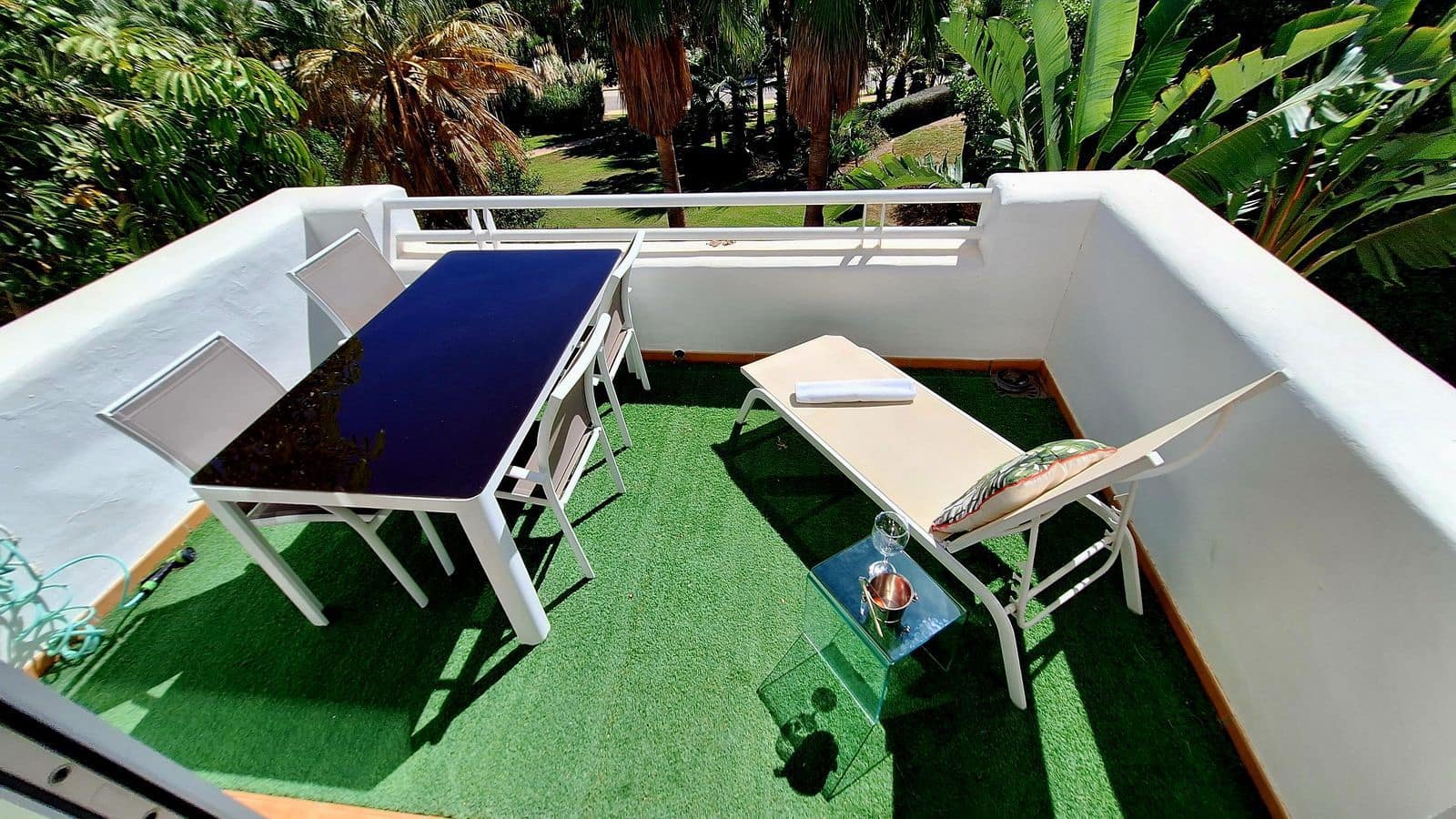 2 bedroom Apartment for sale in Casares with pool garage - € 370,000 (Ref: 10153554)