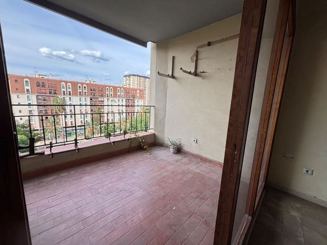4 slaapkamer Appartement te koop in Málaga stad met garage - € 640.000 (Ref: 10153555)