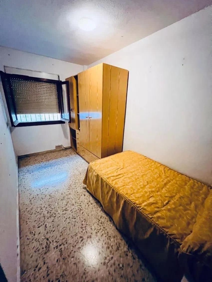 4 soveværelse Lejlighed til salg i Malaga by med garage - € 640.000 (Ref: 10153555)
