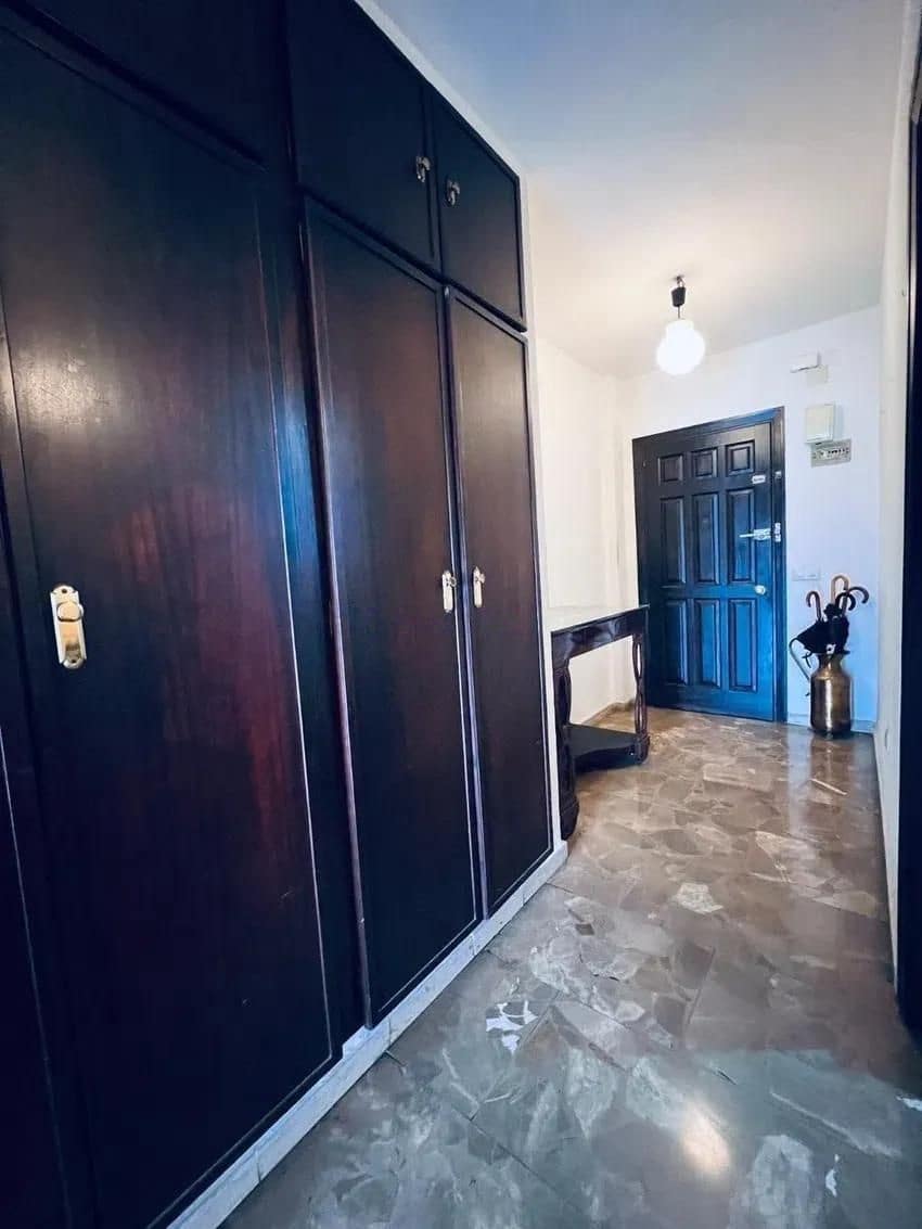 4 soveværelse Lejlighed til salg i Malaga by med garage - € 640.000 (Ref: 10153555)