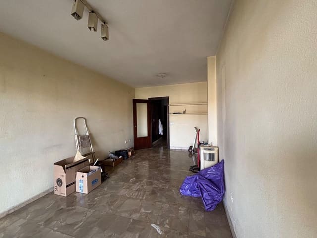 4 slaapkamer Appartement te koop in Málaga stad met garage - € 640.000 (Ref: 10153555)