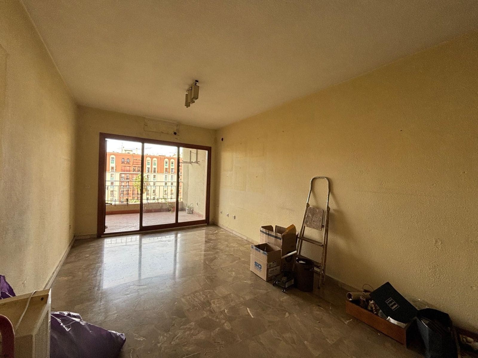 4 soveværelse Lejlighed til salg i Malaga by med garage - € 640.000 (Ref: 10153555)