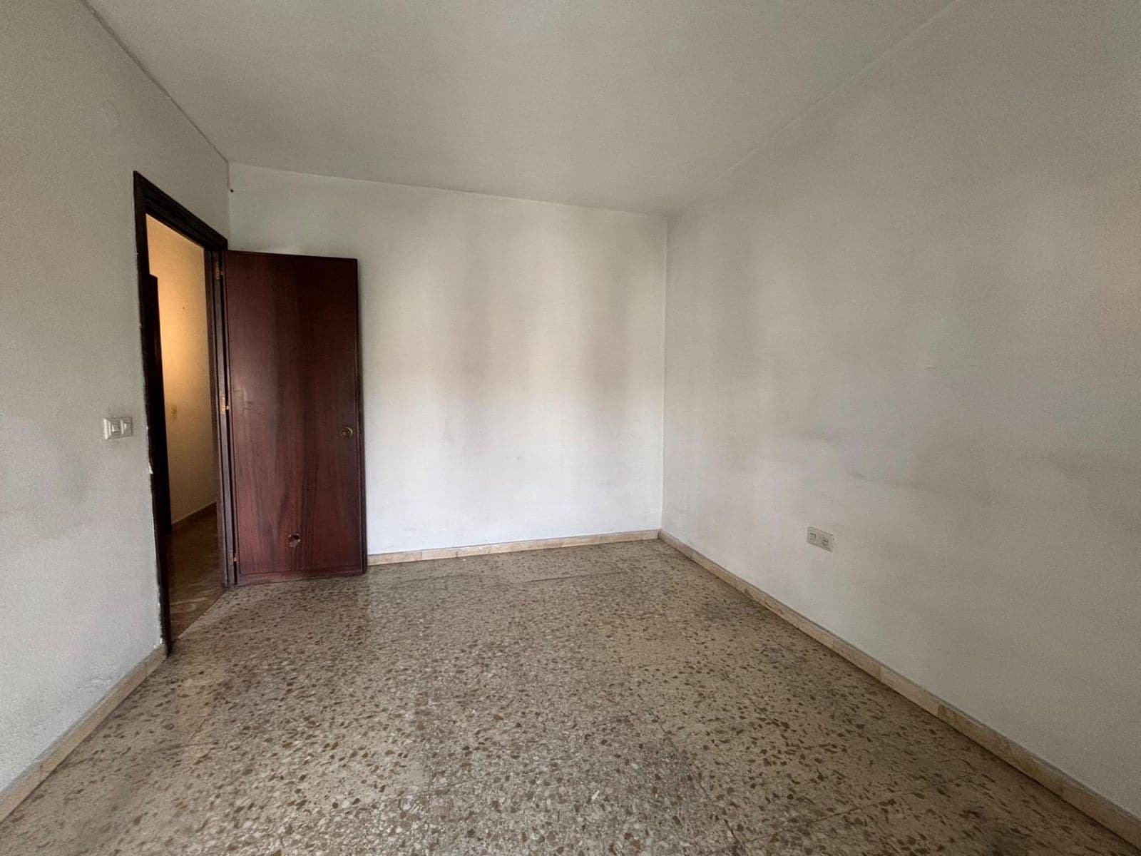 4 soveværelse Lejlighed til salg i Malaga by med garage - € 640.000 (Ref: 10153555)