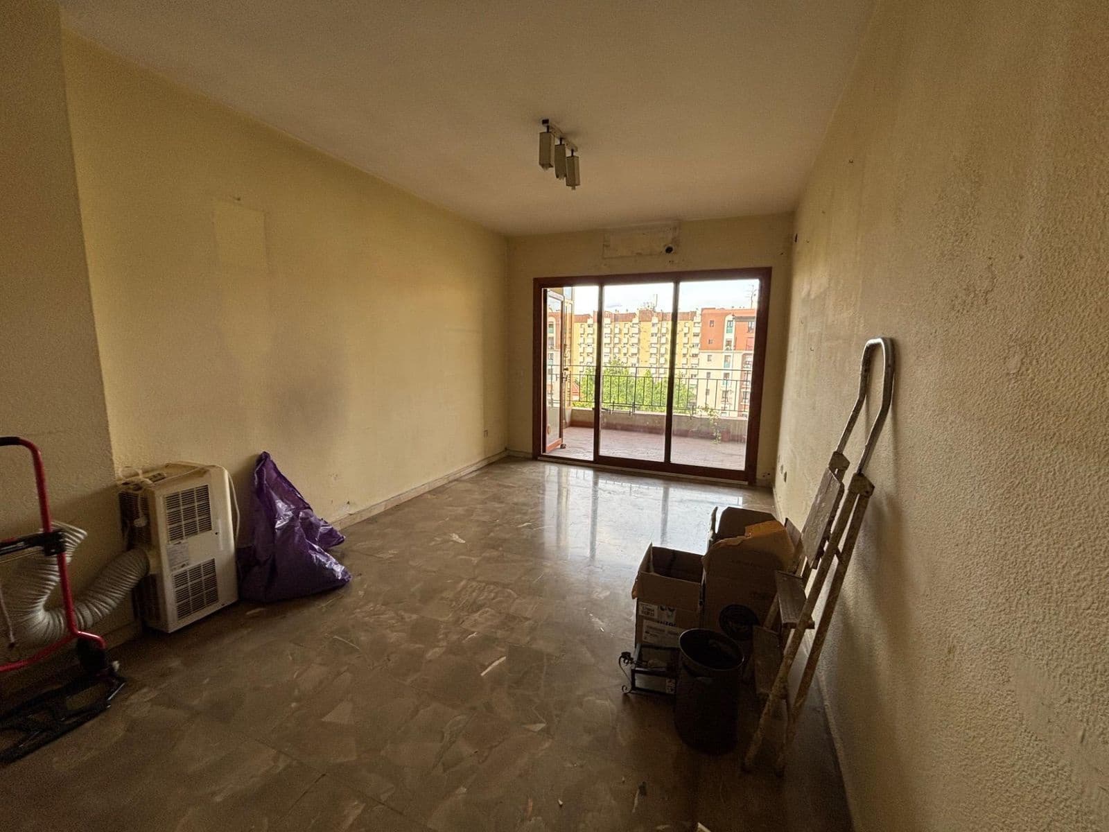 4 soveværelse Lejlighed til salg i Malaga by med garage - € 640.000 (Ref: 10153555)