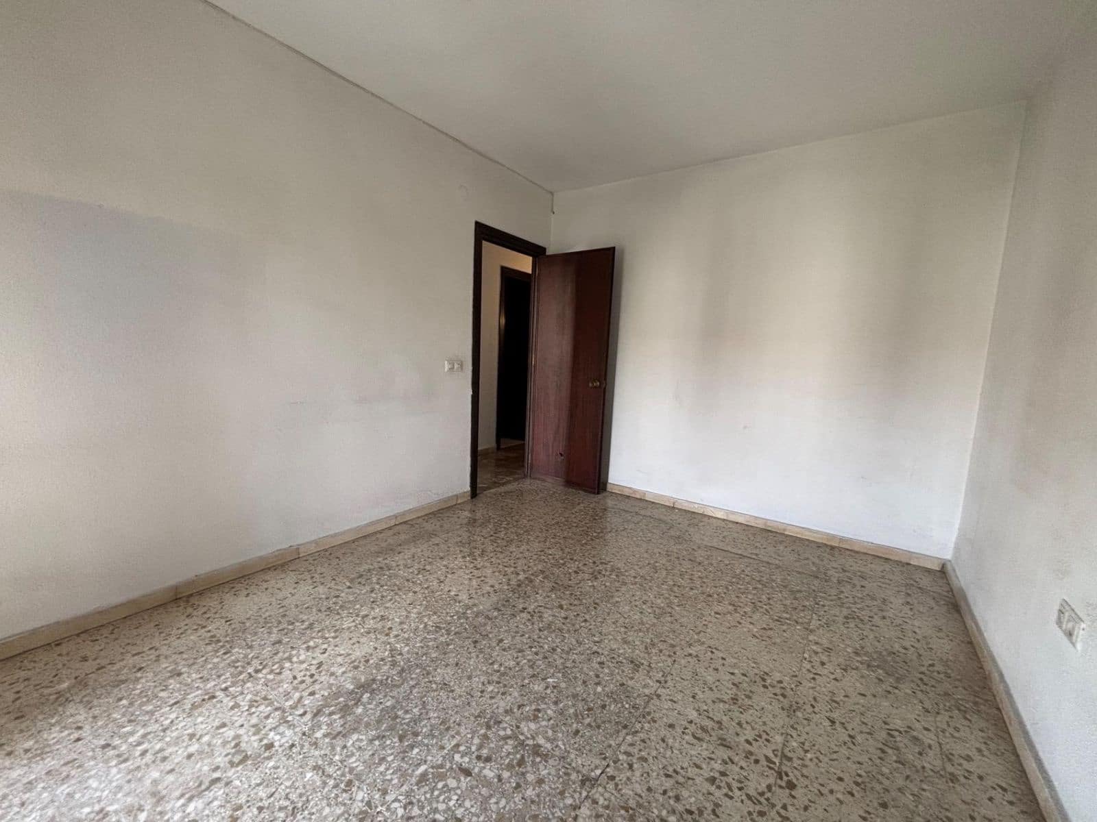 4 soveværelse Lejlighed til salg i Malaga by med garage - € 640.000 (Ref: 10153555)