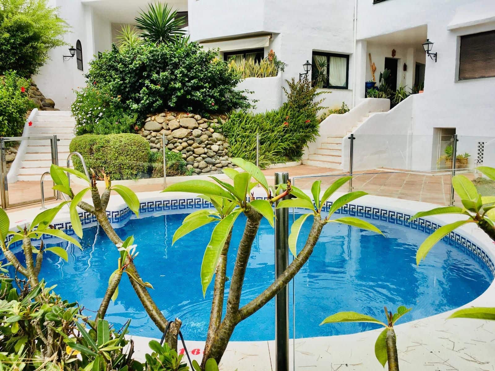 Apartamento de 2 habitaciones en Golden Mile en venta con piscina - 465.000 € (Ref: 10153556)