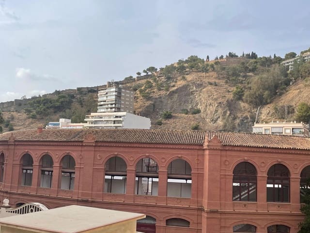 4 soverom Leilighet til salgs i La Malagueta, Málaga by - € 890 000 (Ref: 10153559)