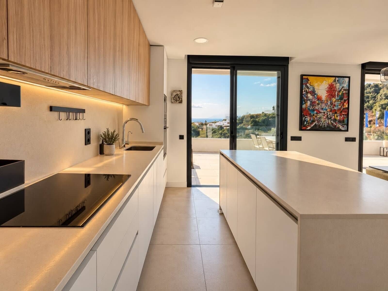 3 bedroom Penthouse for sale in Los Monteros with garage - € 1,295,000 (Ref: 10153566)