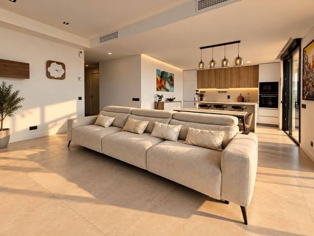 3 bedroom Penthouse for sale in Los Monteros, Marbella with garage - € 1,295,000 (Ref: 10153566)