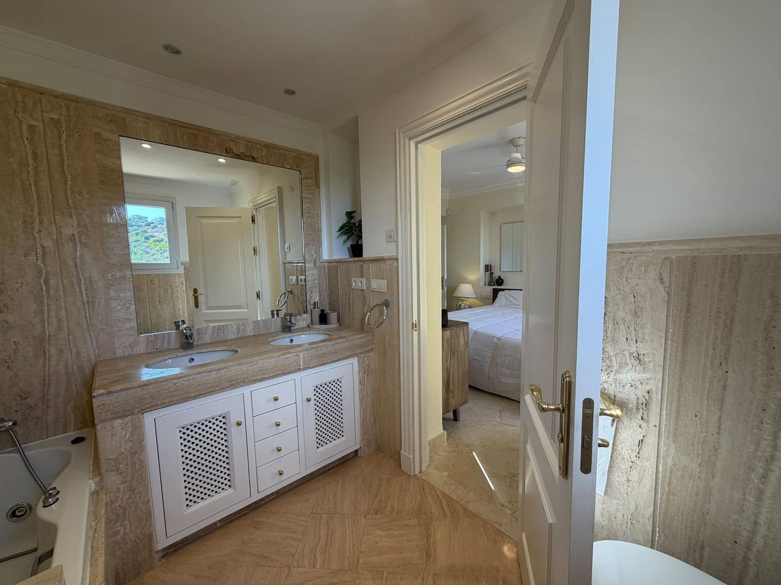 3 soveværelse Lejlighed til salg i Casares - € 549.000 (Ref: 10153568)