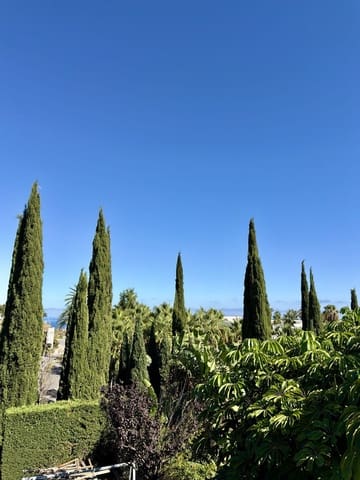 4 soverom Kjedet enebolig til salgs i Benalmádena med svømmebasseng - € 930 000 (Ref: 10153572)