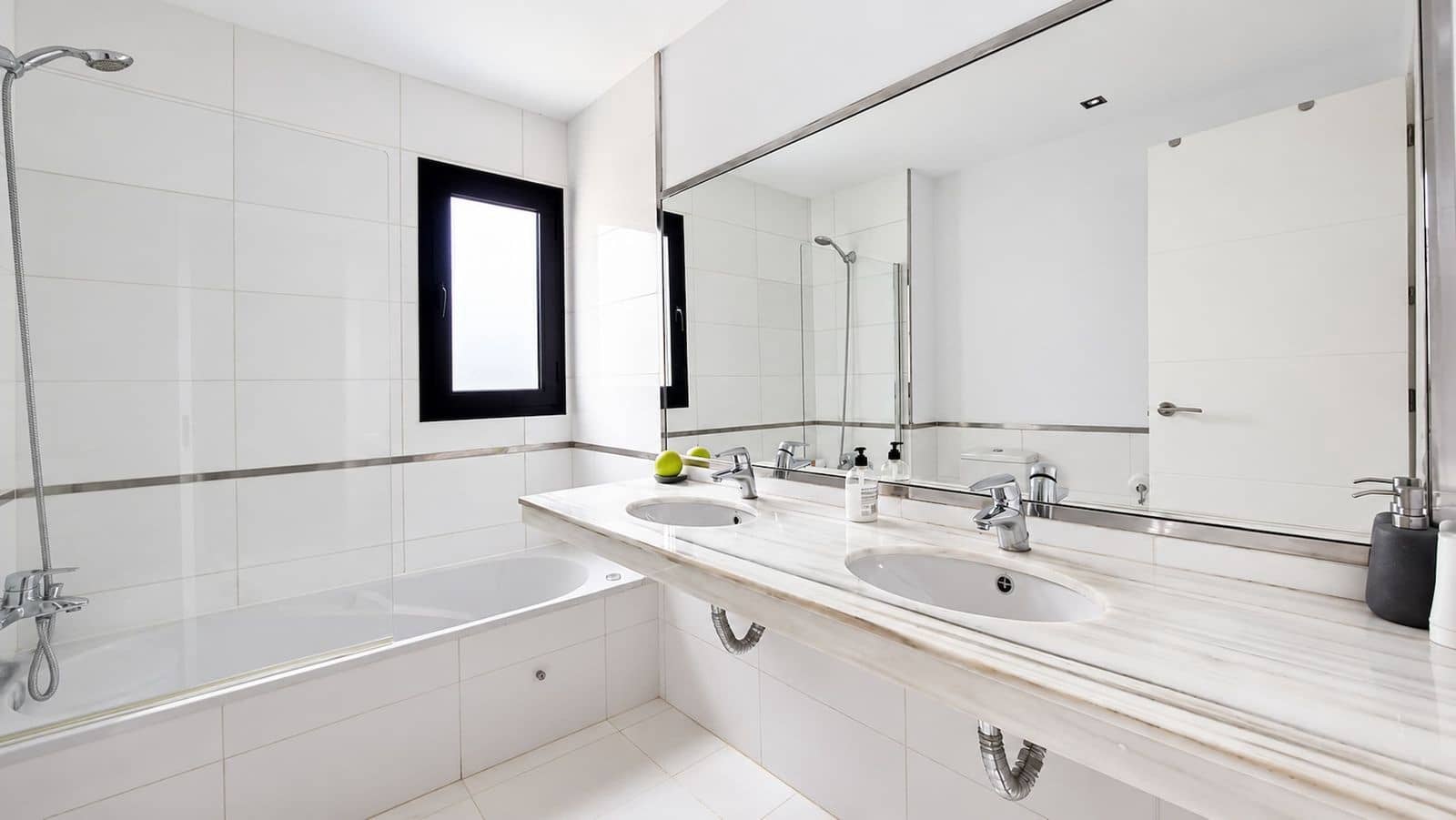 2 Zimmer Apartment zu verkaufen in Casares - 399.950 € (Ref: 10153573)