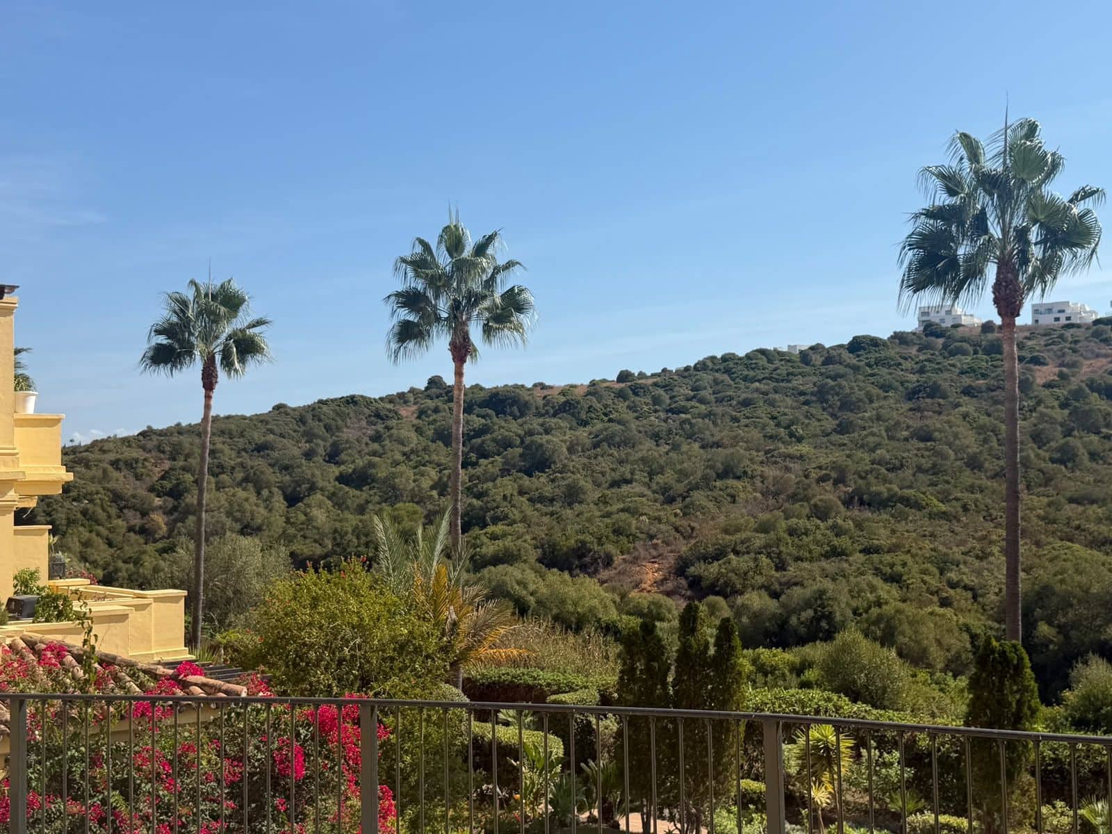 3 soveværelse Lejlighed til salg i Bahia de Casares med swimmingpool garage - € 549.000 (Ref: 10153583)