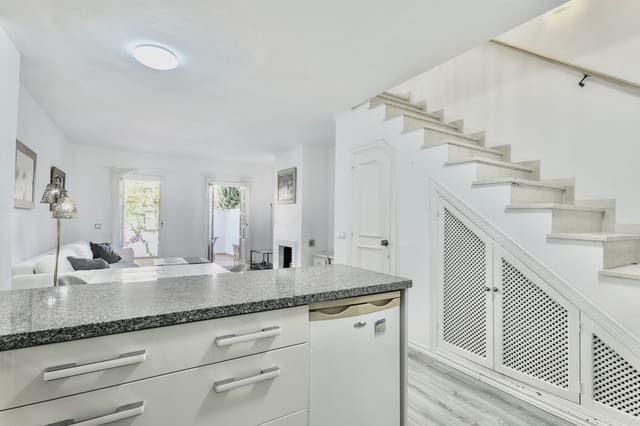 2 soverom Leilighet til salgs i Cancelada, Estepona med svømmebasseng - € 460 000 (Ref: 10153585)