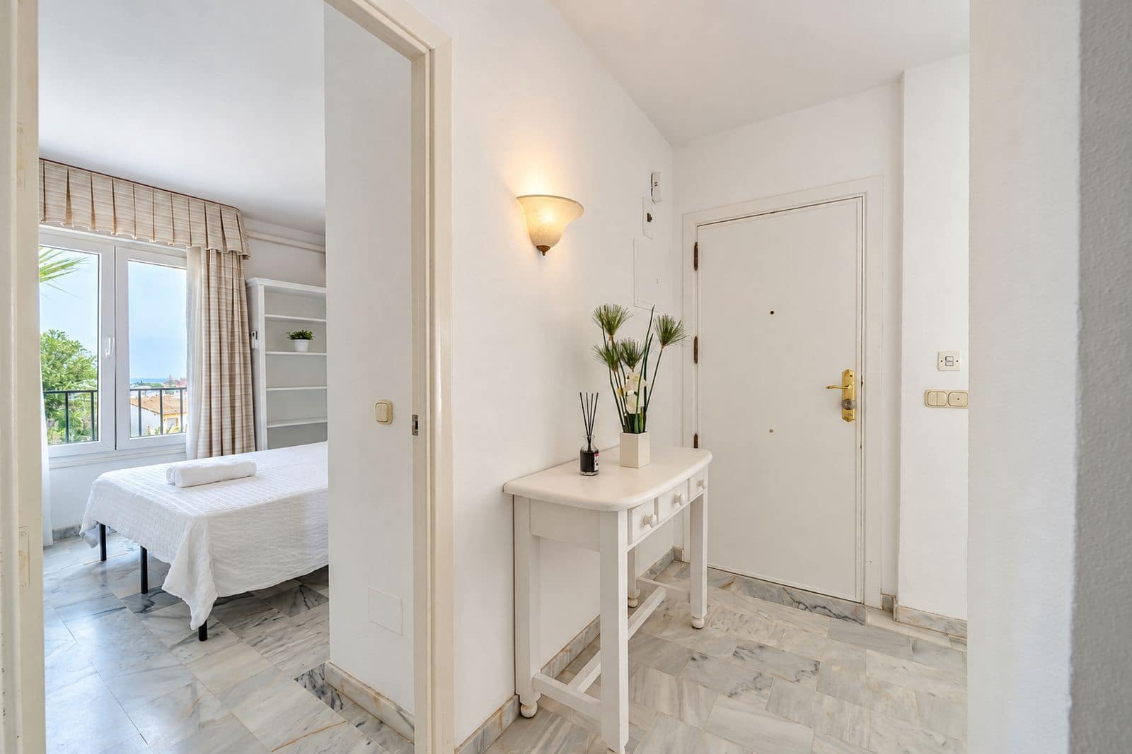 2 Zimmer Penthouse zu verkaufen in La Reserva mit Pool Garage - 390.000 € (Ref: 10153587)