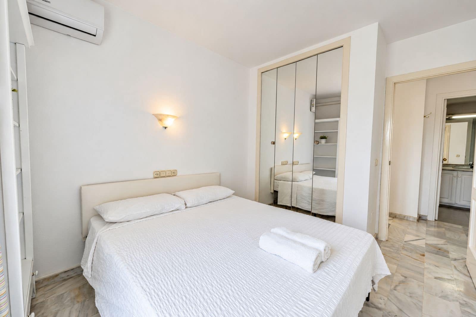 2 Zimmer Penthouse zu verkaufen in La Reserva mit Pool Garage - 390.000 € (Ref: 10153587)