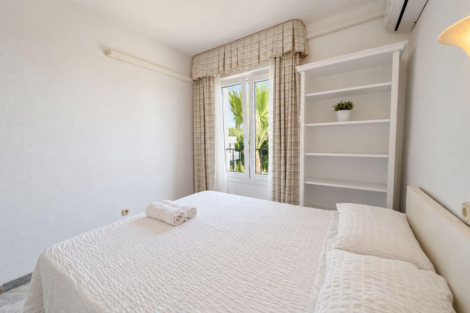 2 Zimmer Penthouse zu verkaufen in La Reserva mit Pool Garage - 390.000 € (Ref: 10153587)