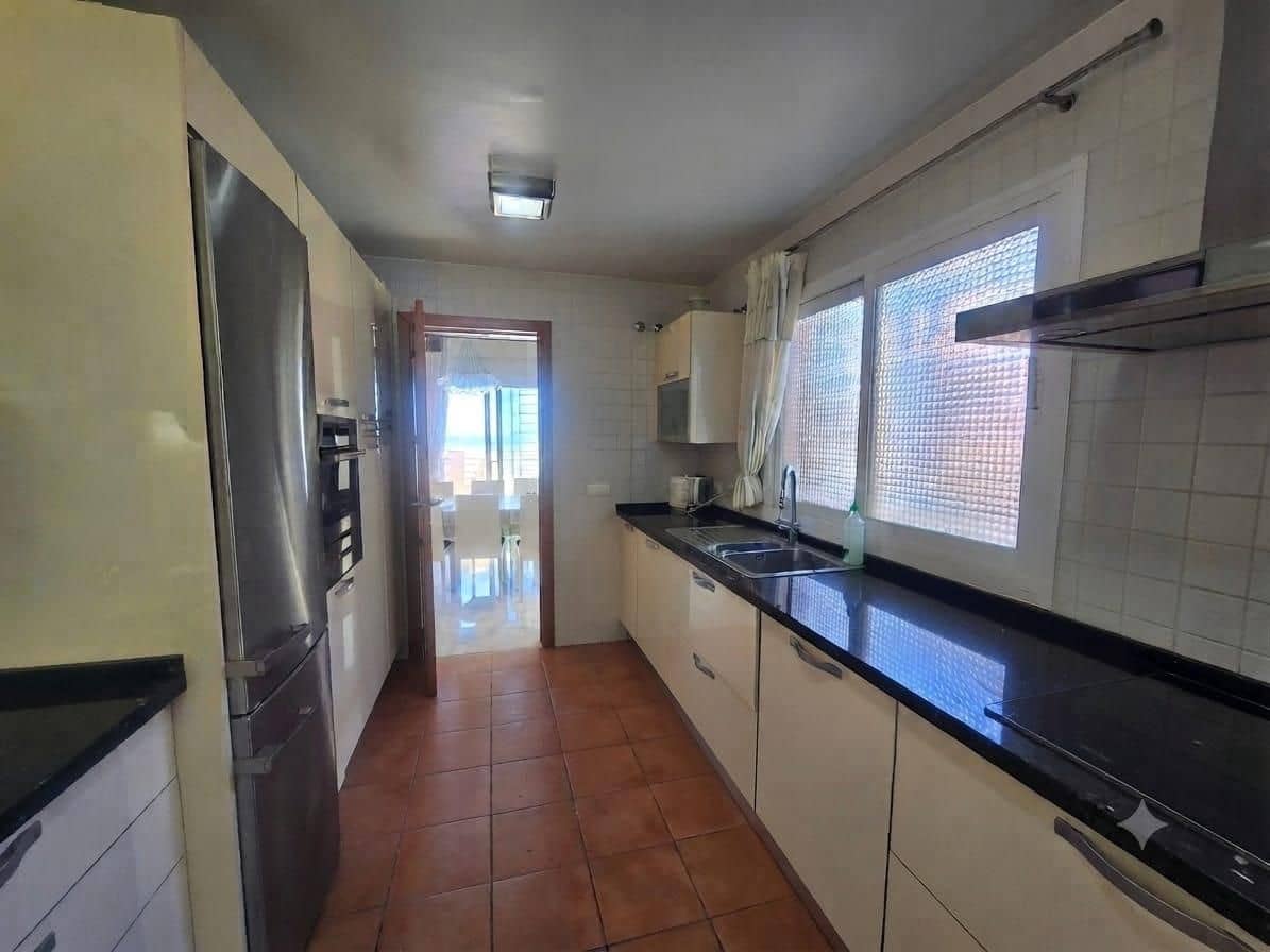 3 slaapkamer Villa te koop in Torremolinos met garage - € 950.000 (Ref: 10153588)