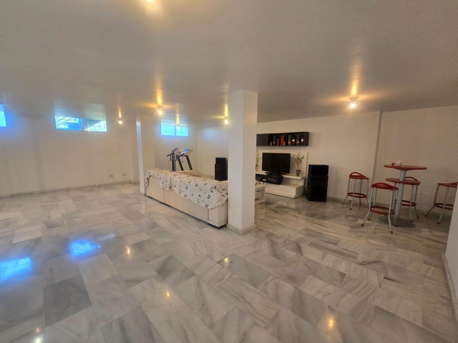 3 slaapkamer Villa te koop in Torremolinos met garage - € 950.000 (Ref: 10153588)