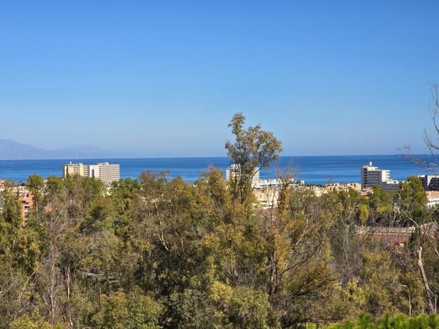 3 slaapkamer Villa te koop in Torremolinos met garage - € 950.000 (Ref: 10153588)