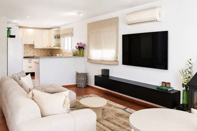 4 soveværelse Villa til salg i Mijas Costa, Mijas med swimmingpool garage - € 799.000 (Ref: 10153592)