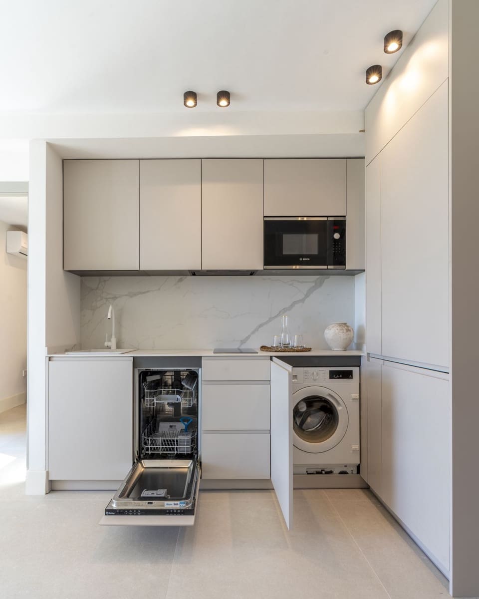 1 bedroom Apartment for sale in Marbella - € 319,000 (Ref: 10153599)