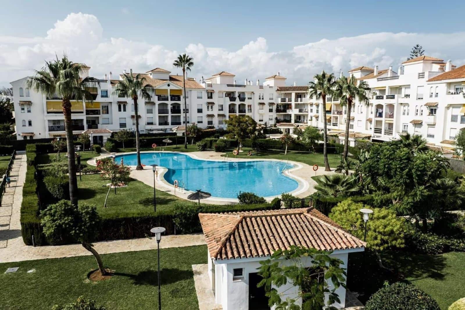 2 soveværelse Penthouse til salg i San Pedro de Alcantara med swimmingpool garage - € 410.000 (Ref: 10153609)