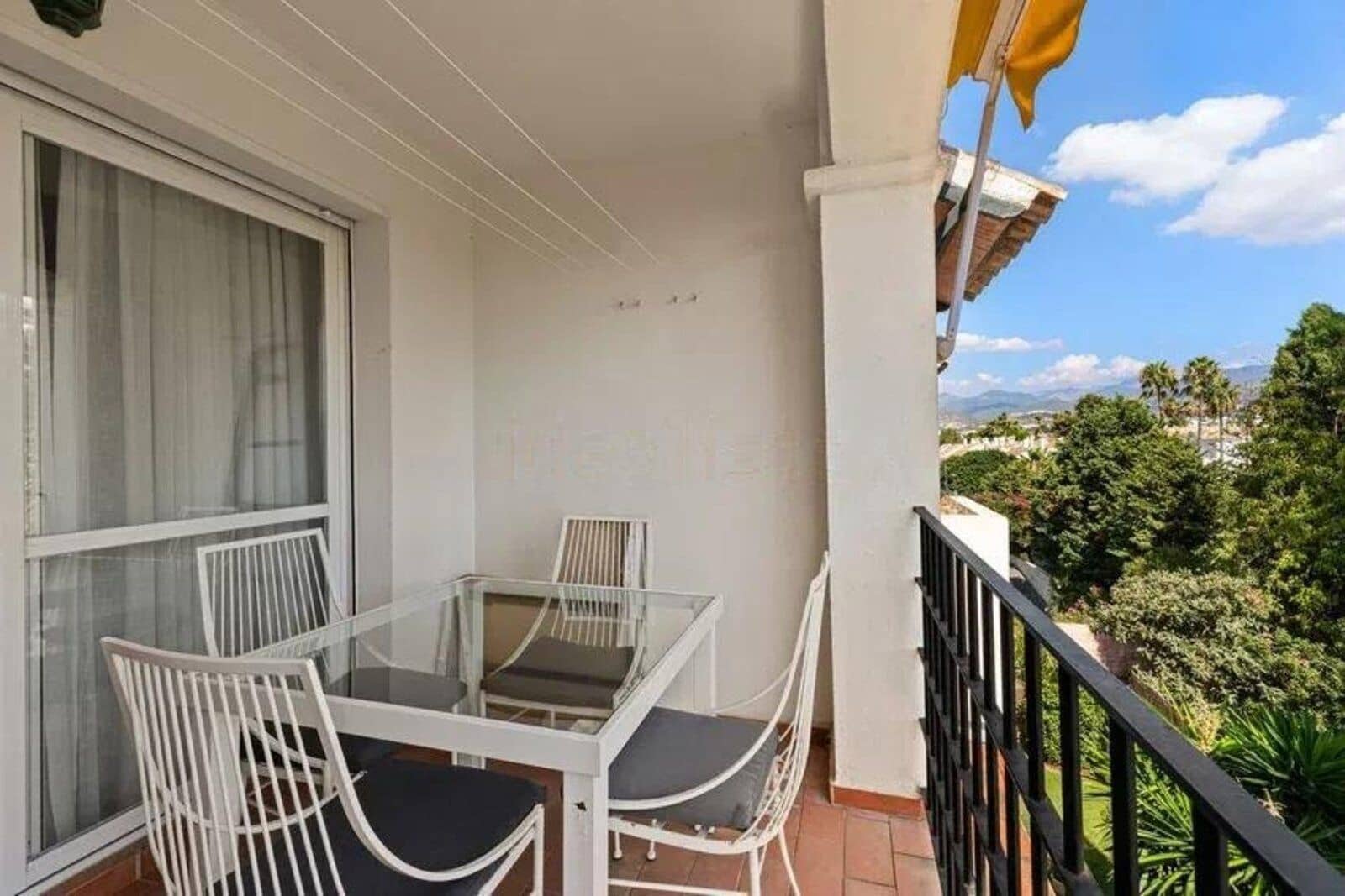 2 soveværelse Penthouse til salg i San Pedro de Alcantara med swimmingpool garage - € 410.000 (Ref: 10153609)
