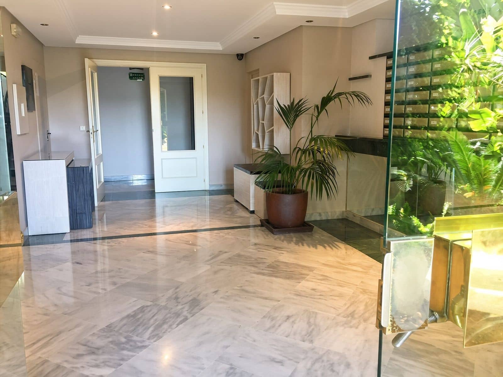 2 chambre Penthouse à vendre à Nueva Andalucia avec piscine garage - 520 000 € (Ref: 10153616)