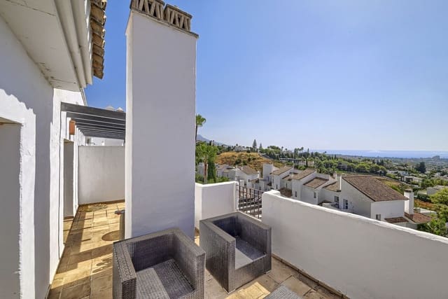 3 camera da letto Attico in vendita in Nueva Andalucia, Marbella con piscina garage - 1.200.000 € (Rif: 10153618)
