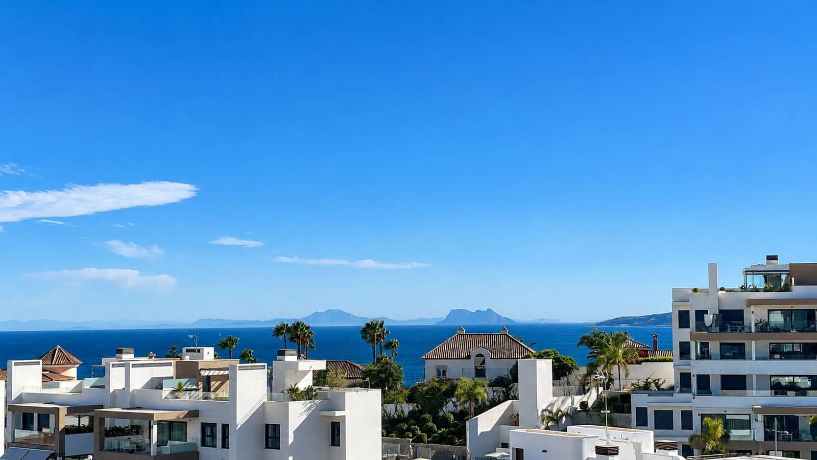 3 quarto Penthouse para venda em Estepona - 1 390 000 € (Ref: 10153620)