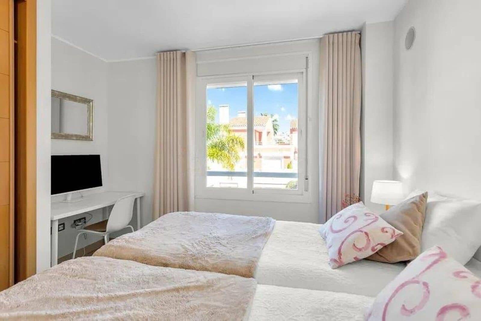 3 slaapkamer Penthouse te koop in El Paraiso - € 620.000 (Ref: 10153622)