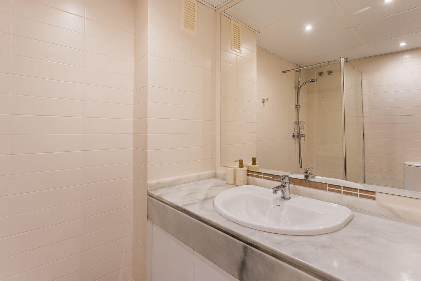 2 camera da letto Attico in vendita in New Golden Mile con piscina garage - 435.000 € (Rif: 10153623)